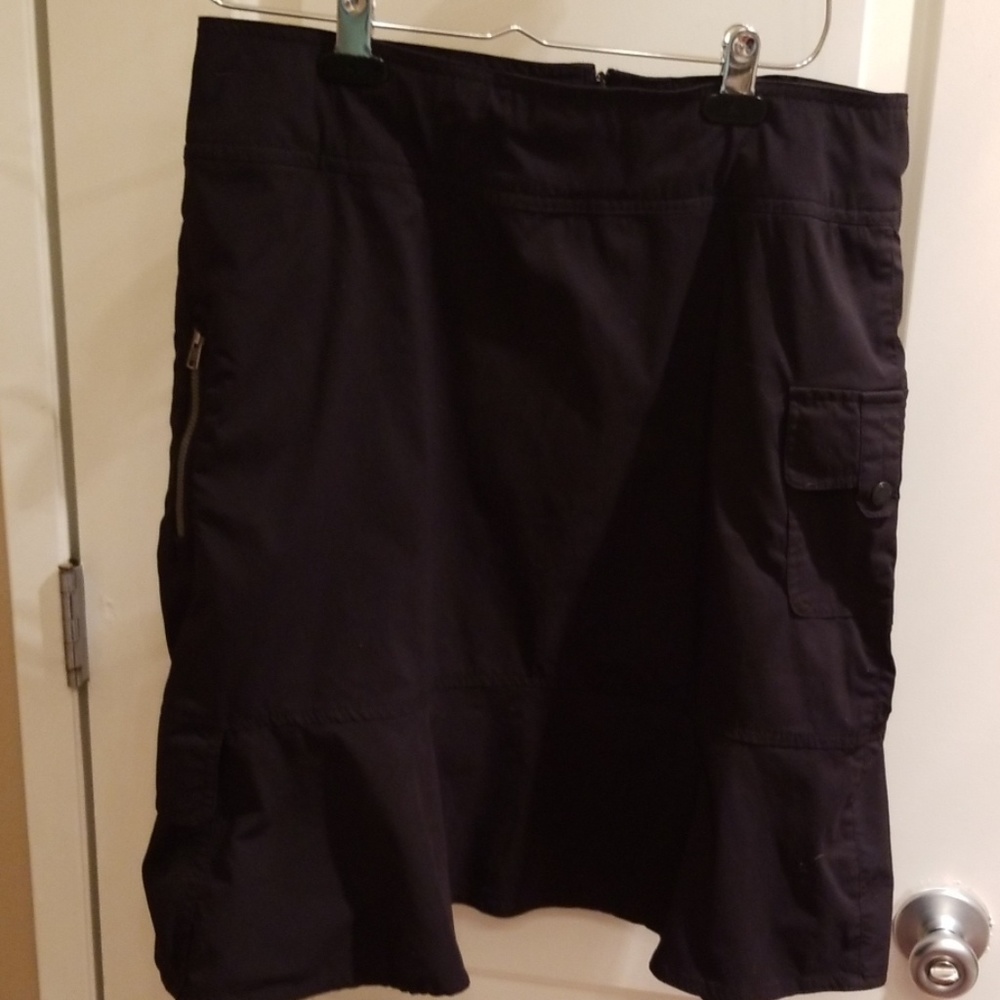 Black athletic skirt